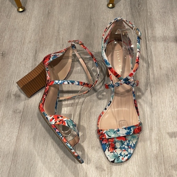 Kelly & Katie Daton Colourful Floral Fabric Strappy Sandals Block Heel 9.5 - Picture 1 of 10